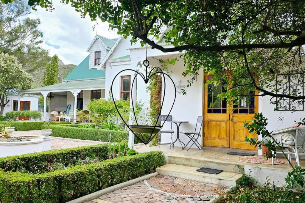 Grey Rabbit Cottage Montagu Exterior photo
